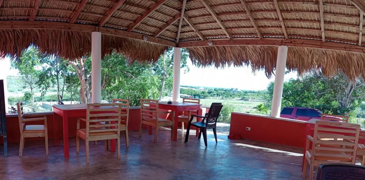 Villa Kiki Ensenada 蓬塔露奇亚 外观 照片