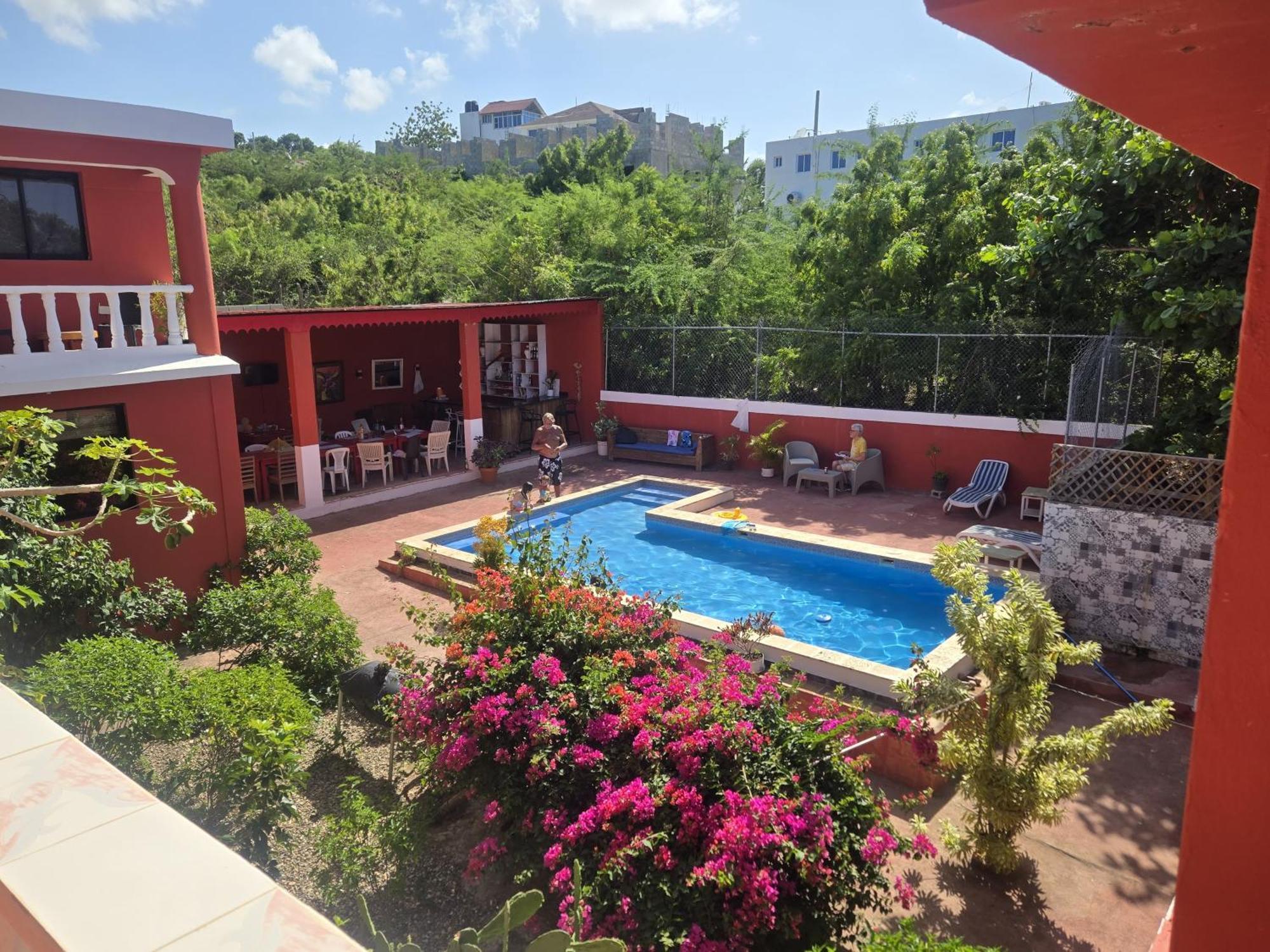 Villa Kiki Ensenada 蓬塔露奇亚 外观 照片