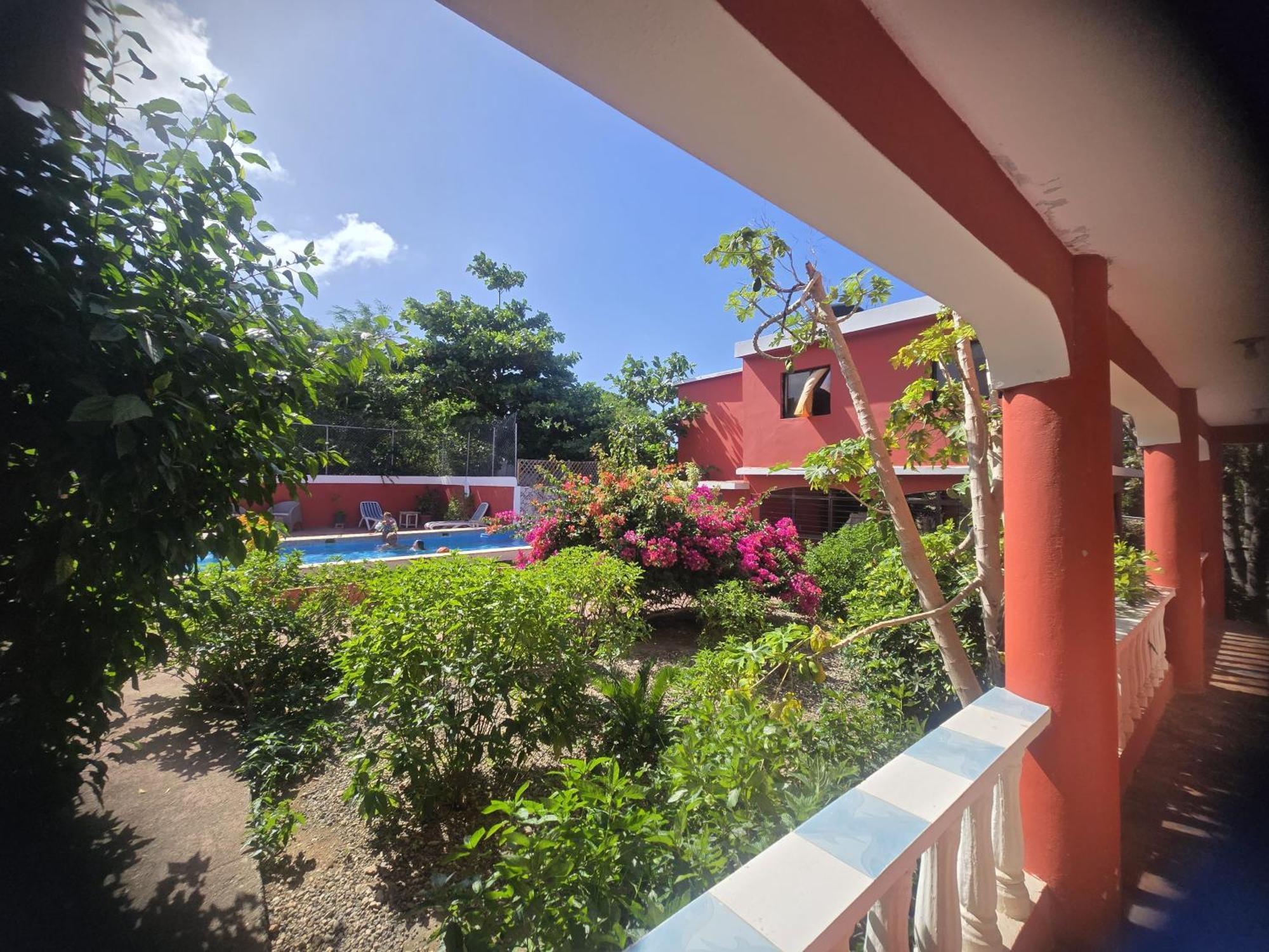 Villa Kiki Ensenada 蓬塔露奇亚 外观 照片